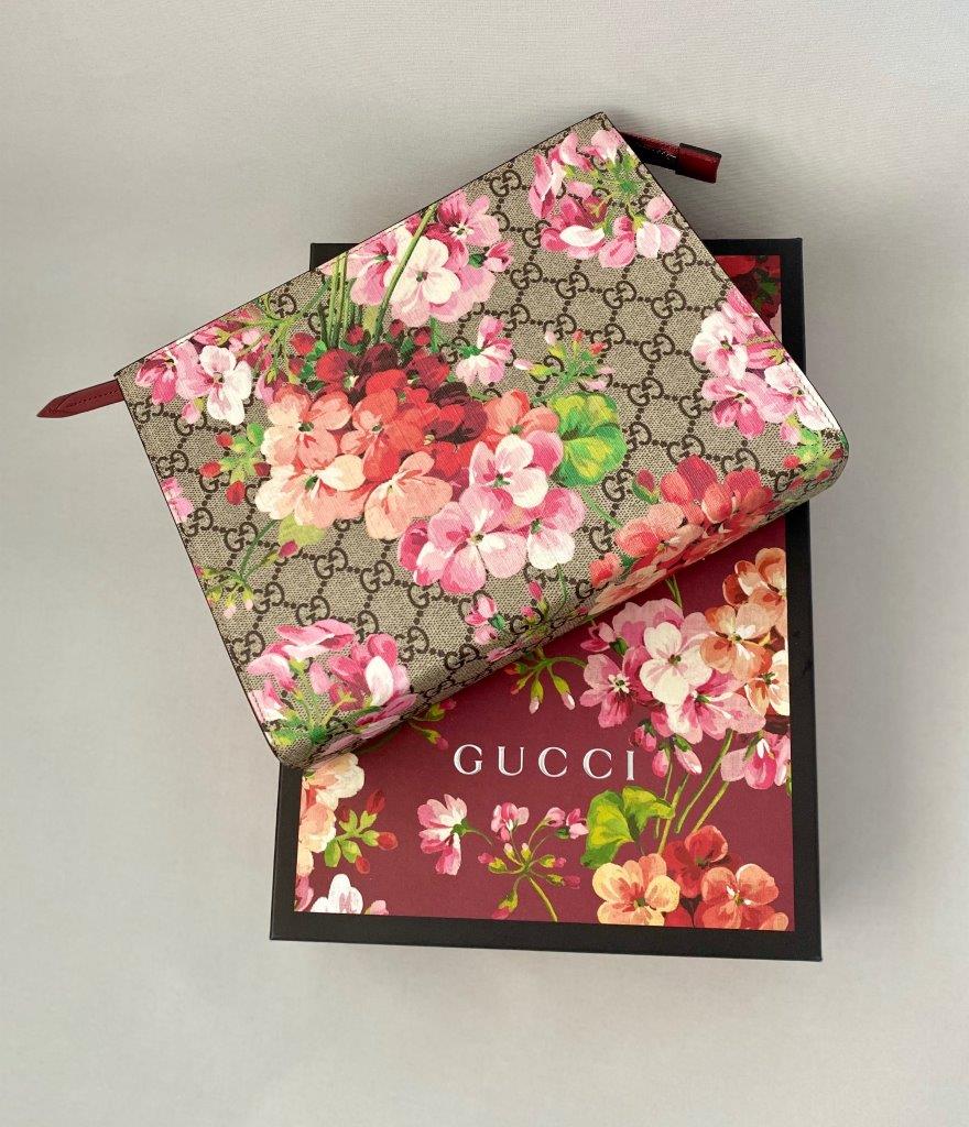 Gucci Bloom large clutch – PRELOWNED