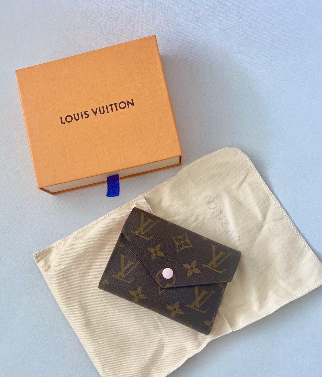 Louis Vuitton Victorine wallet (Rose Ballerine) – PRELOWNED