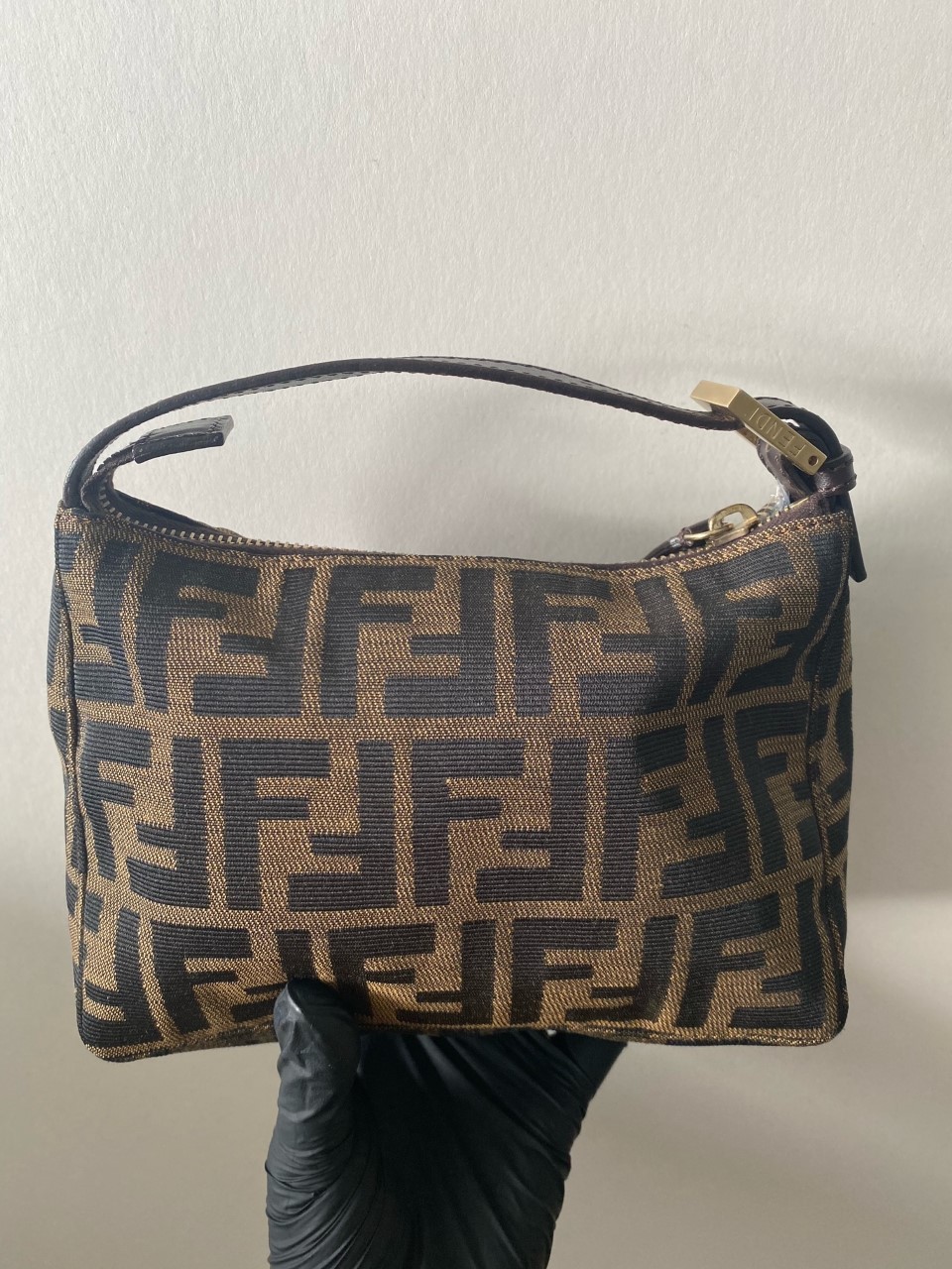 Fendi Mini Bag – Classic Pumpkin Pattern – PRELOWNED
